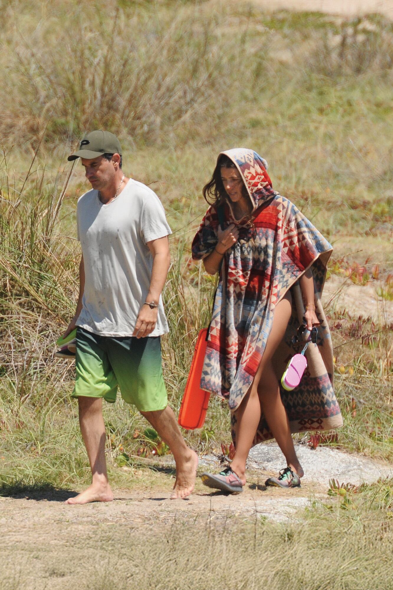La pareja, después de su rutina de nado