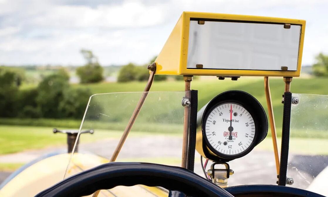 Espejo retrovisor del Mormon Wasp