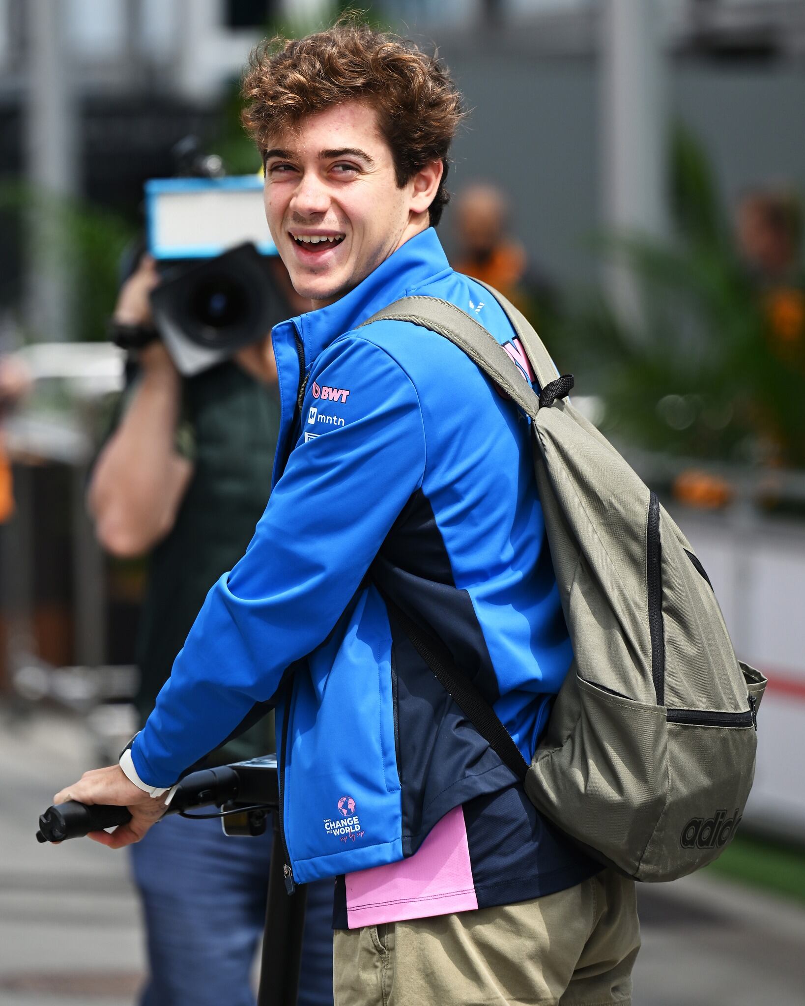 El piloto argentino completará la temporada 2025 con Alpine