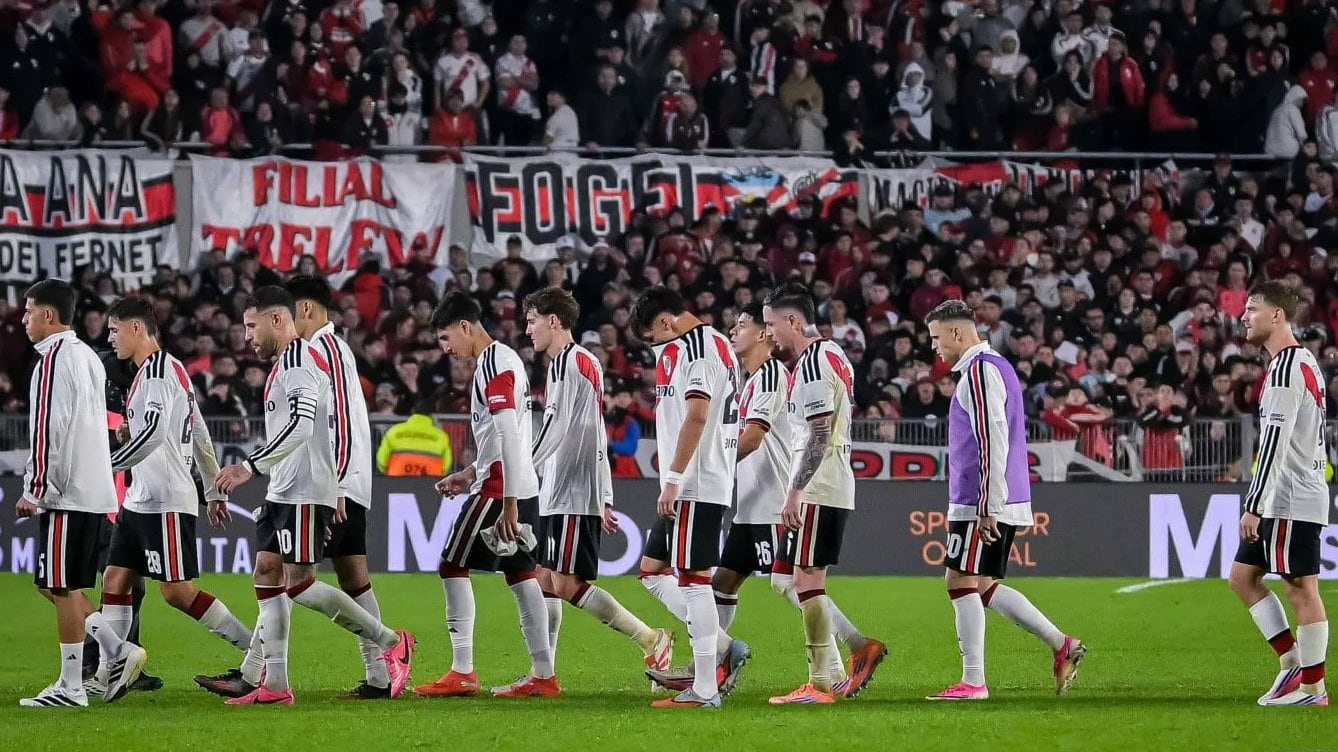 Una salida con derrota del Monumental: se transformó en una postal común