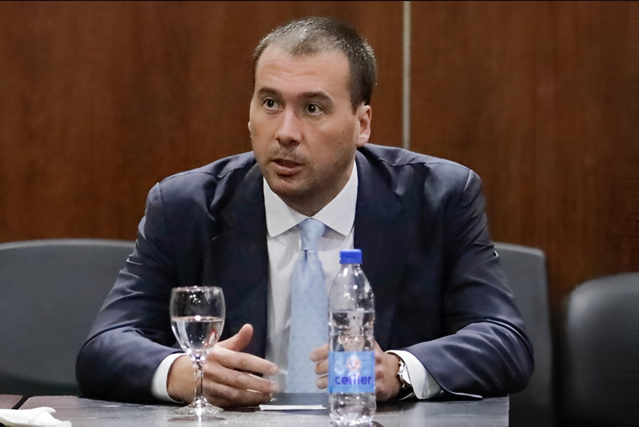 Licitación de la Hidrovía: El Gobierno Busca Operador Privado Antes de un Posible Cambio Político