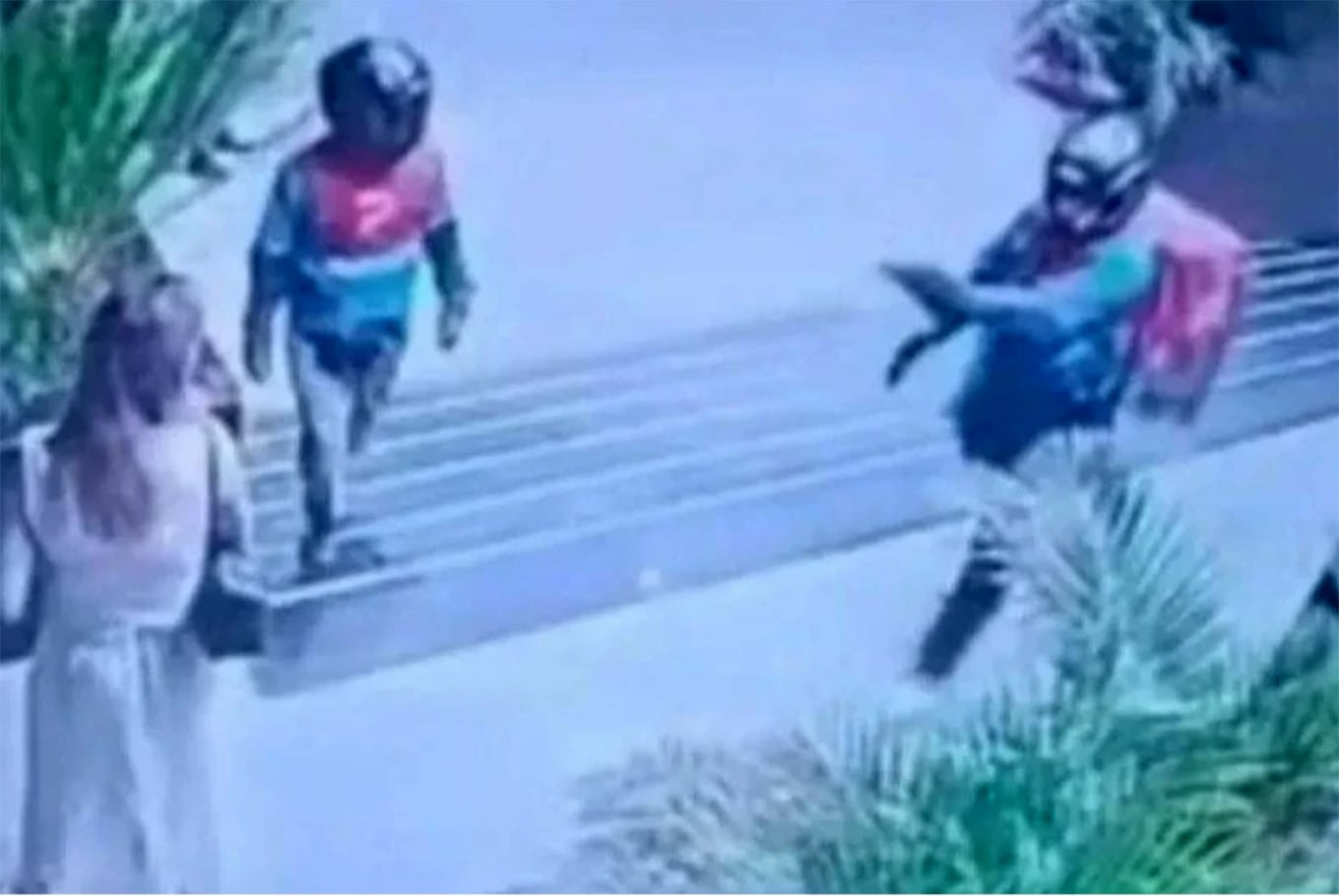 El momento en que le disparan los sicarios a Nadia Beller
