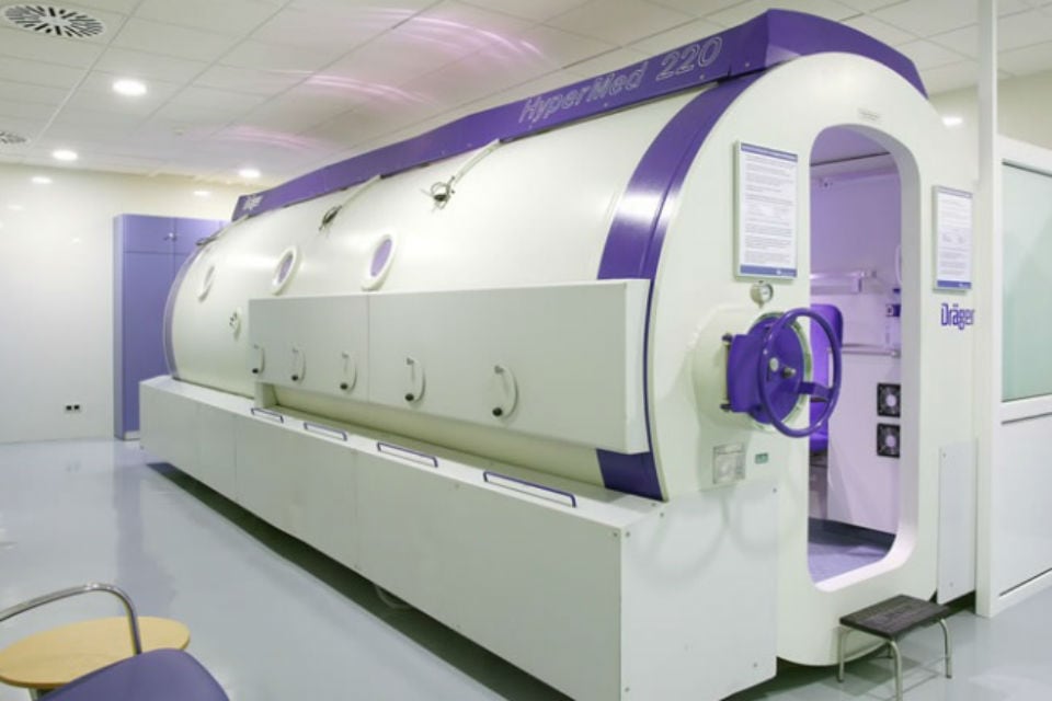 Terapia Hiperbárica: ¿Realmente Sirve Para Vivir Más o es Una Estafa?