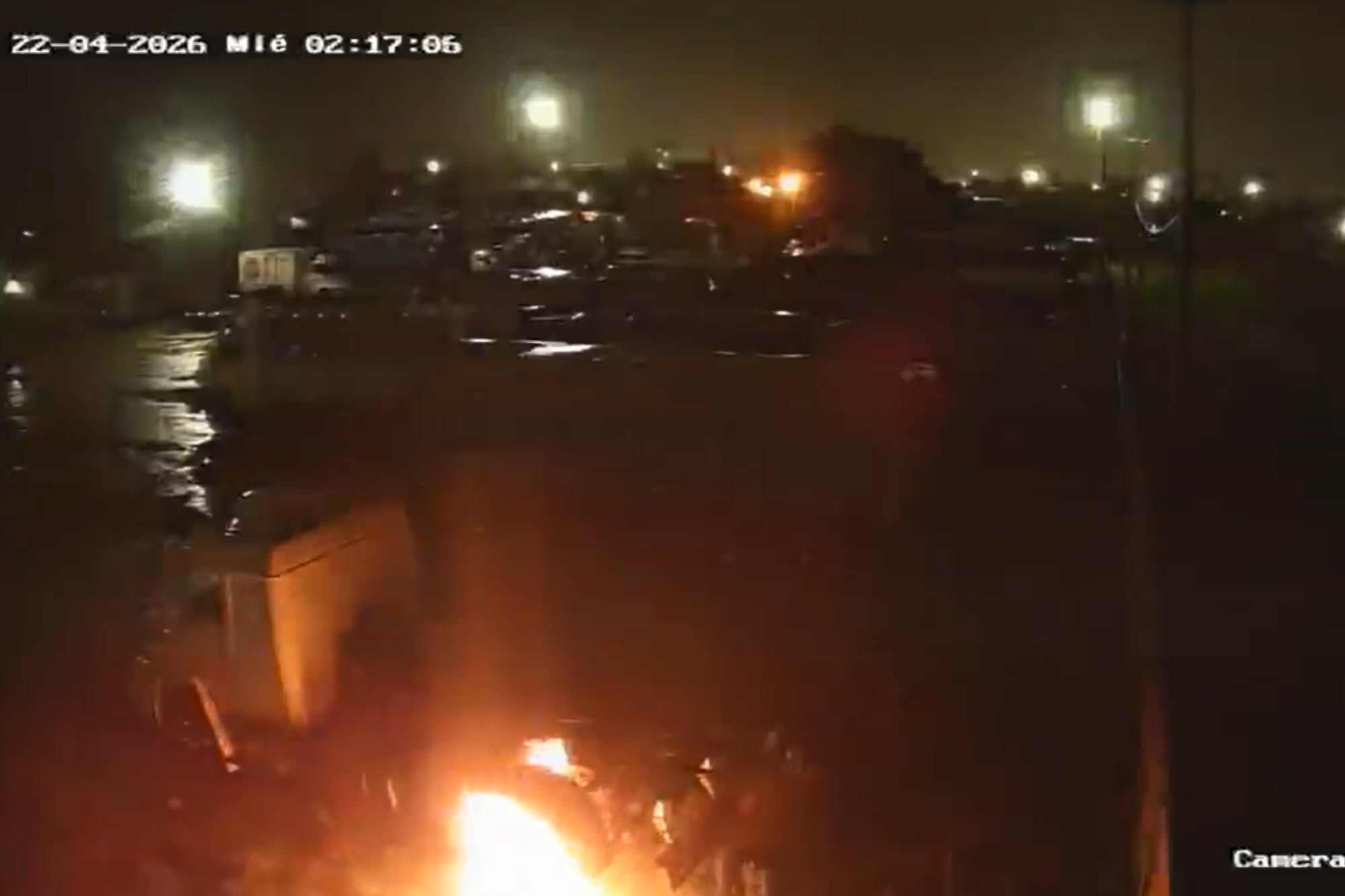 Tensión por un ataque: incendiaron un camión y apuntan a una interna gremial