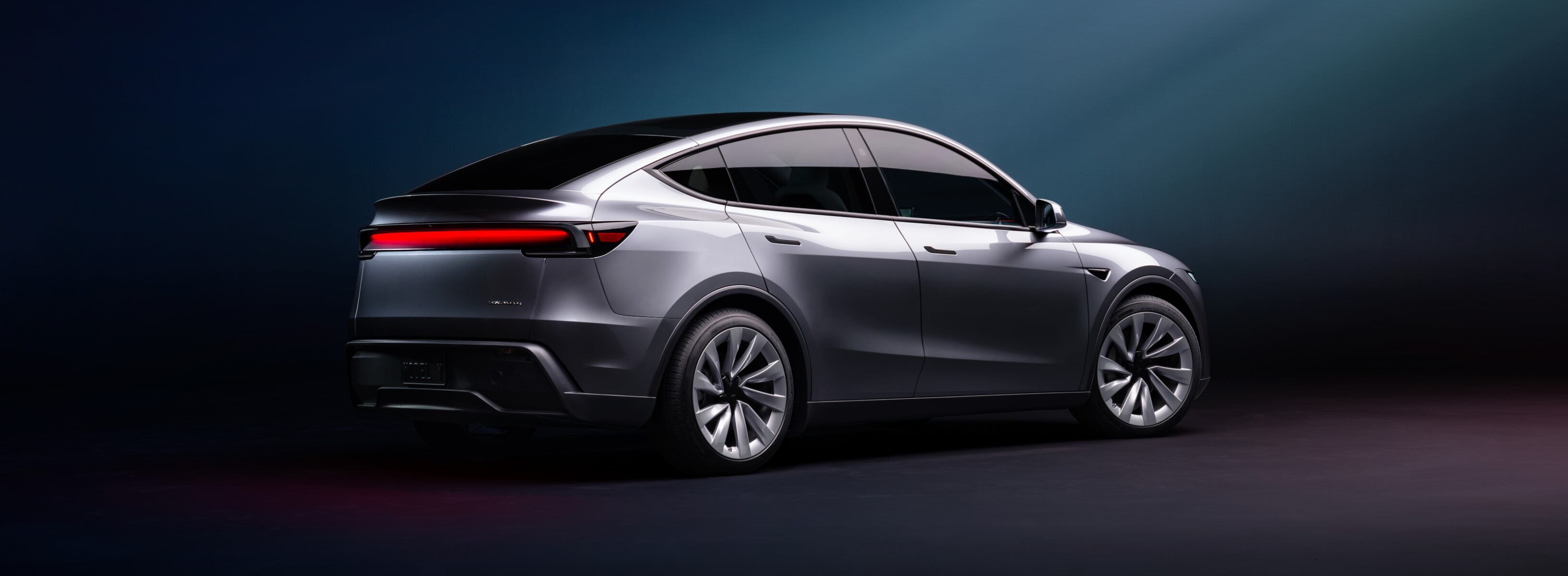 Tesla presentó dos nuevas versiones del Model Y: Long Range Rear-Wheel Drive y
Long Range All-Wheel Drive