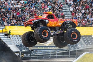 Pasión por las 4x4 gigantes: por qué los argentinos deliran con el Monster Jam
