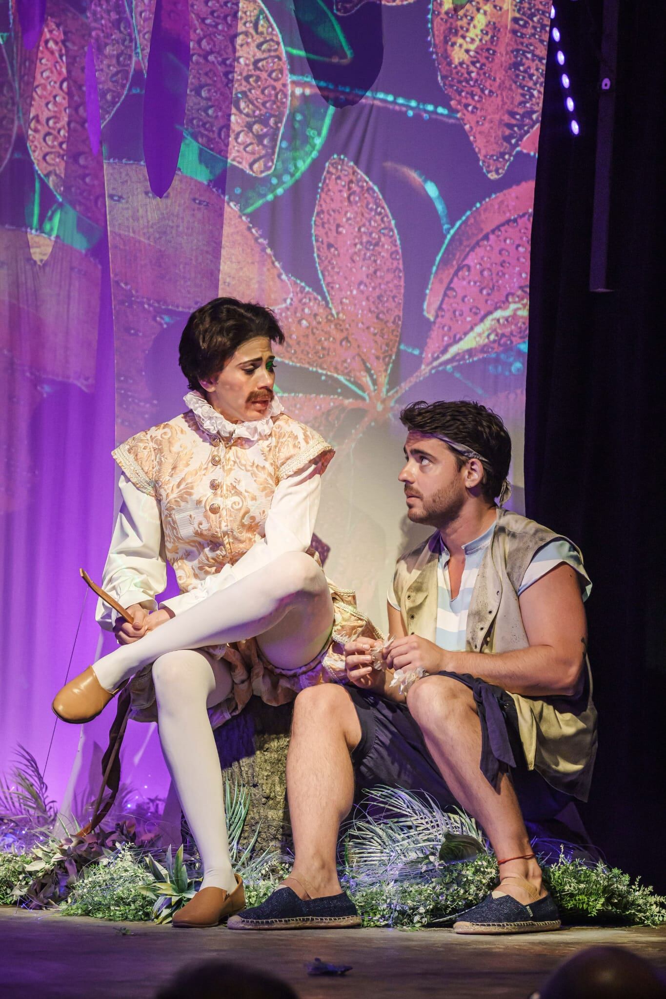 Elías Viñoles forma parte de La Ternura, obra teatral escrita por Alfredo Sanzol
y dirigida por Leyma López (Foto: Leo Cabrebra. Instagram/@leocab)