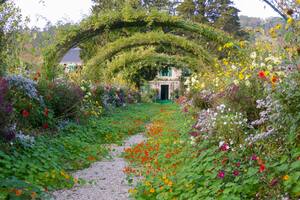 Es uno de los jardines más visitados, fue una residencia particular y hoy está en todo su esplendor