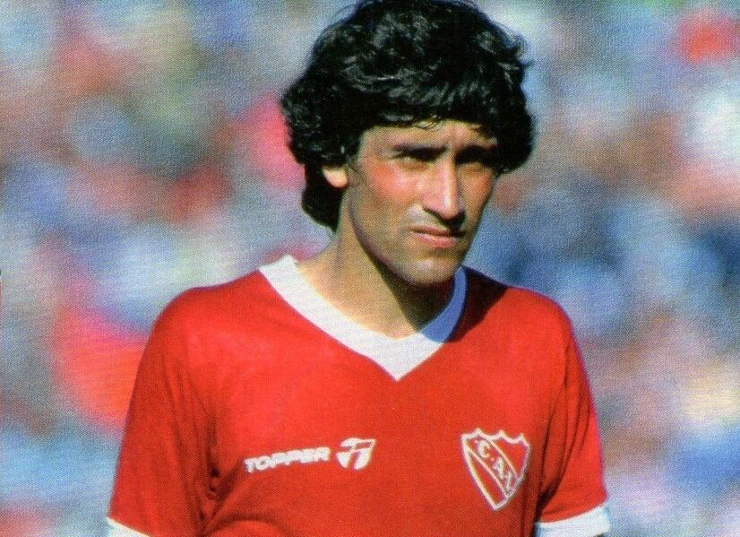 Hugo Villaverde, primer marcador central, formó una dupla muy exitosa con Trossero en Independiente