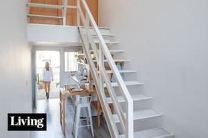 Hicieron un mini depto para su hija a partir de un espacio en desuso con entrada propia