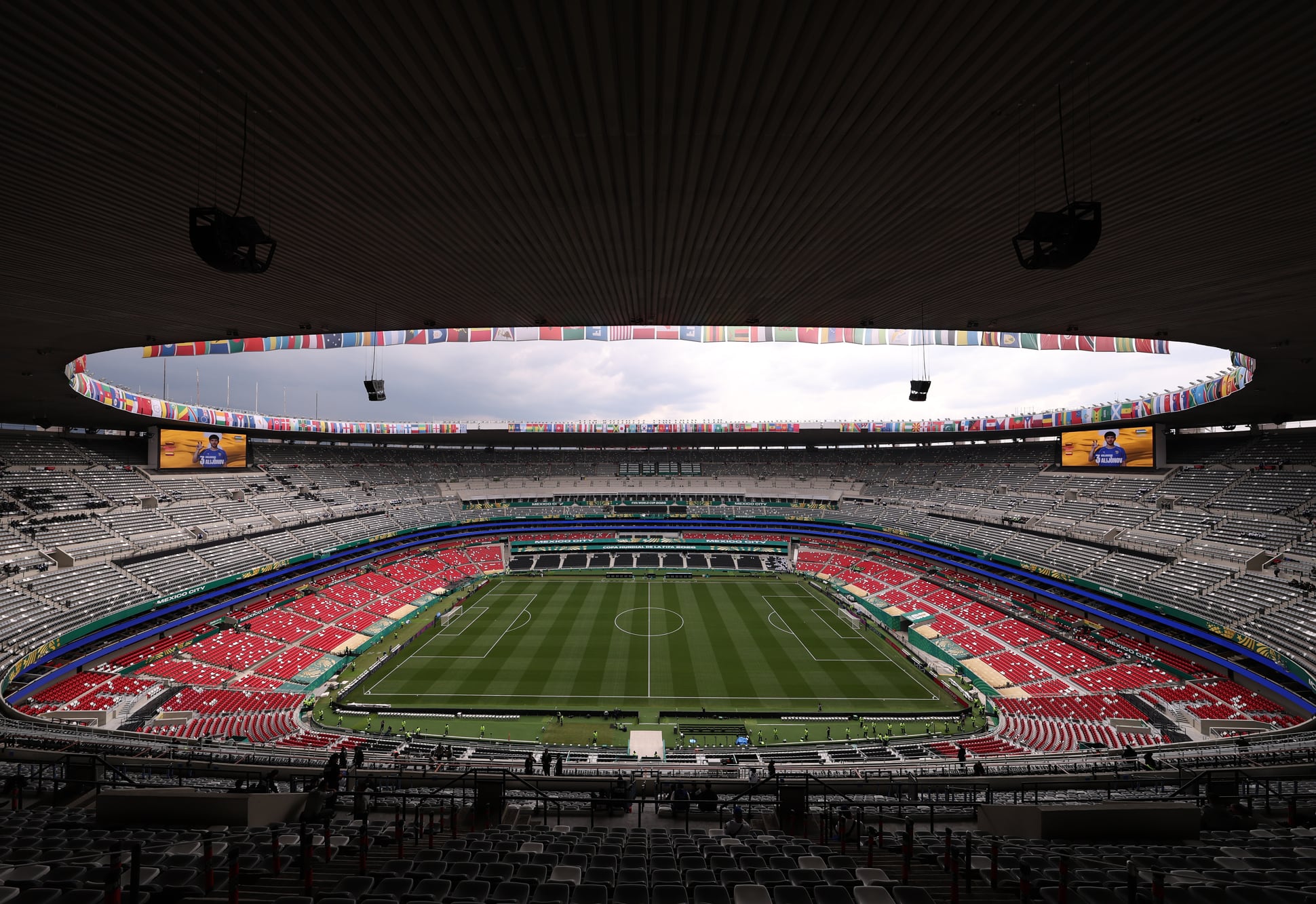El estadio Azteca se prepara para recibir a los seleccionados de Uzbekistán y Colombia