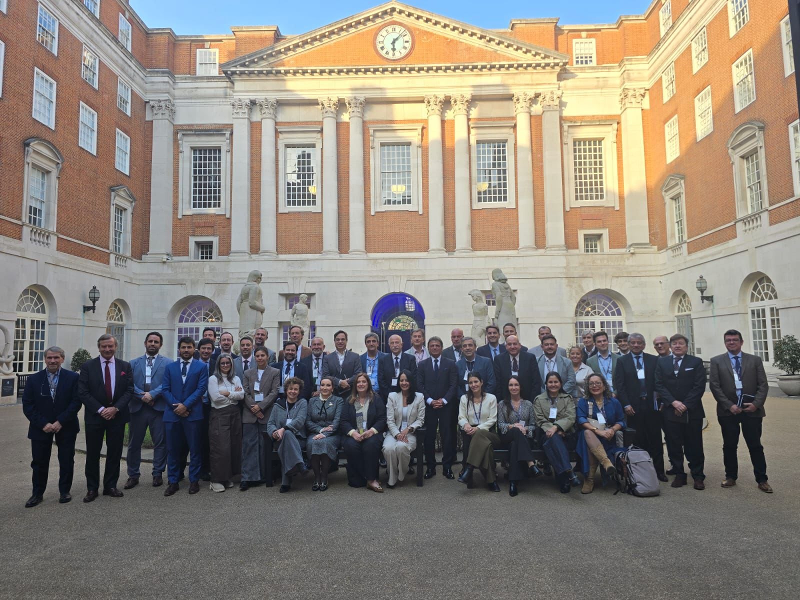 “Lección relevante”: un modelo regional único redefine el acceso a la salud en América Latina