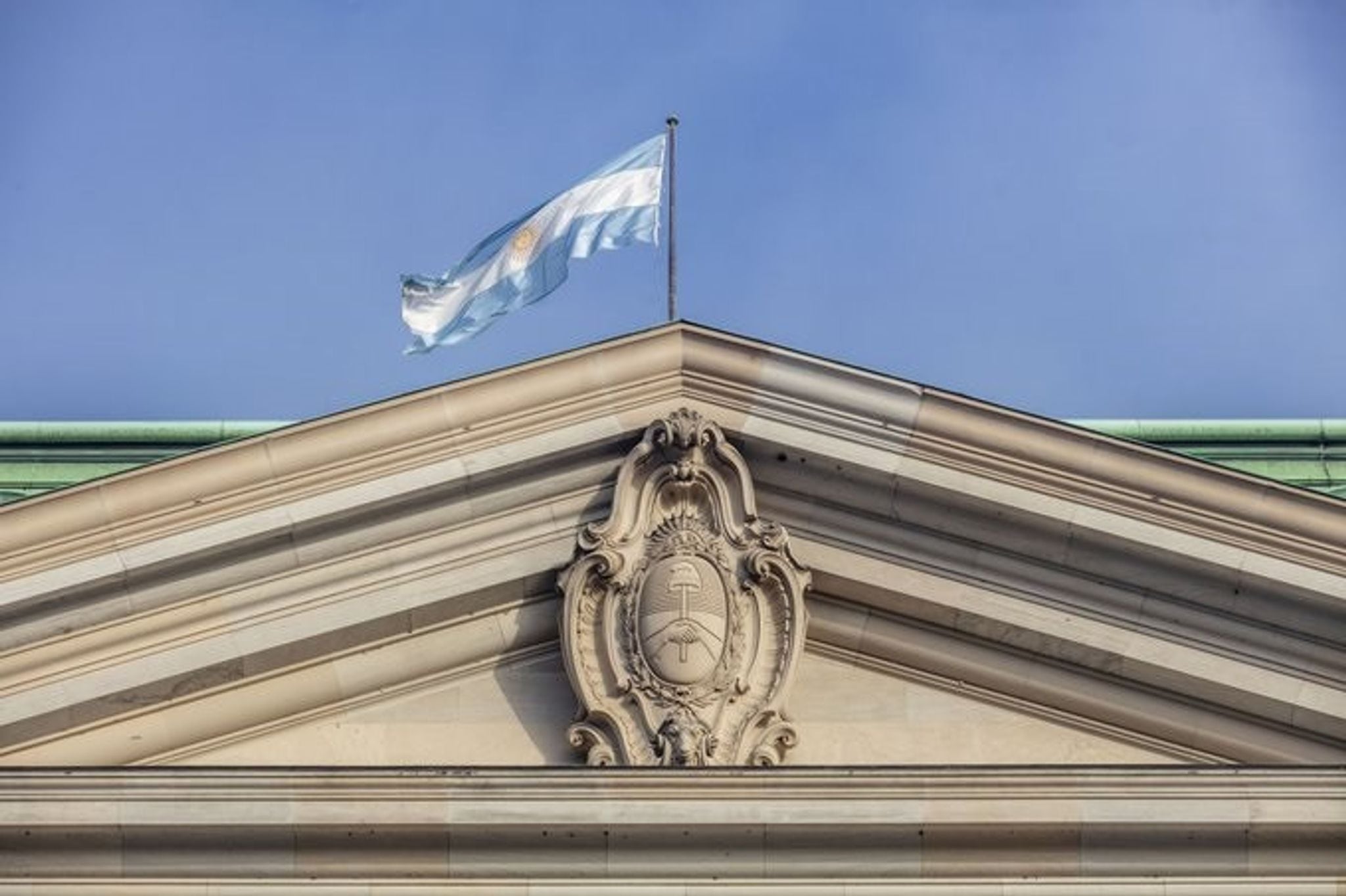 Con la emisión de deuda, el BNA busca fortalecer sus líneas de crédito