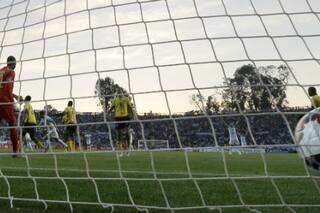 La Argentina sufrió demasiado para ganarle a Jamaica y clasificarse primera