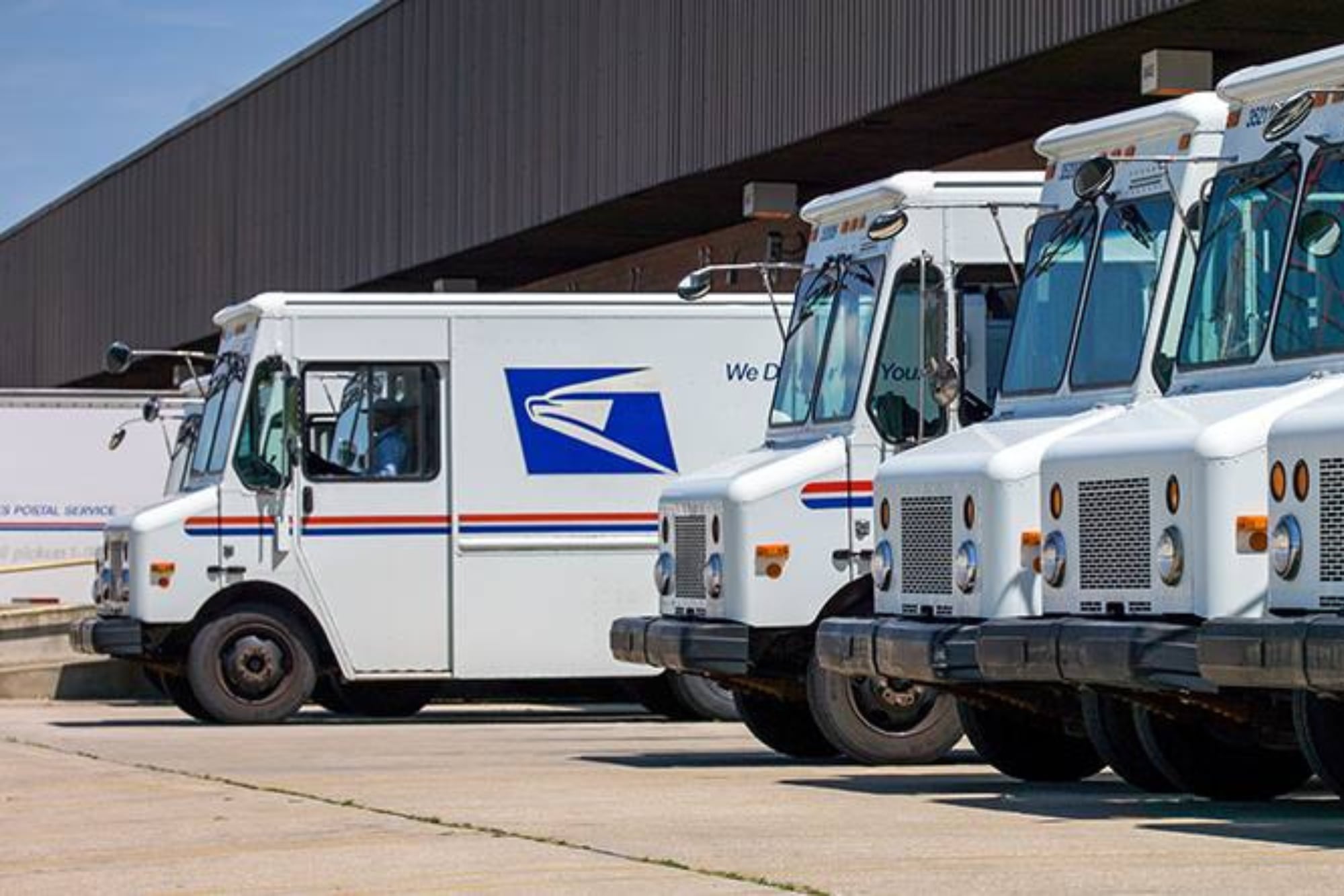 Enviar paquetes será más caro en EE.UU.: USPS propone un aumento de precios en sus servicios