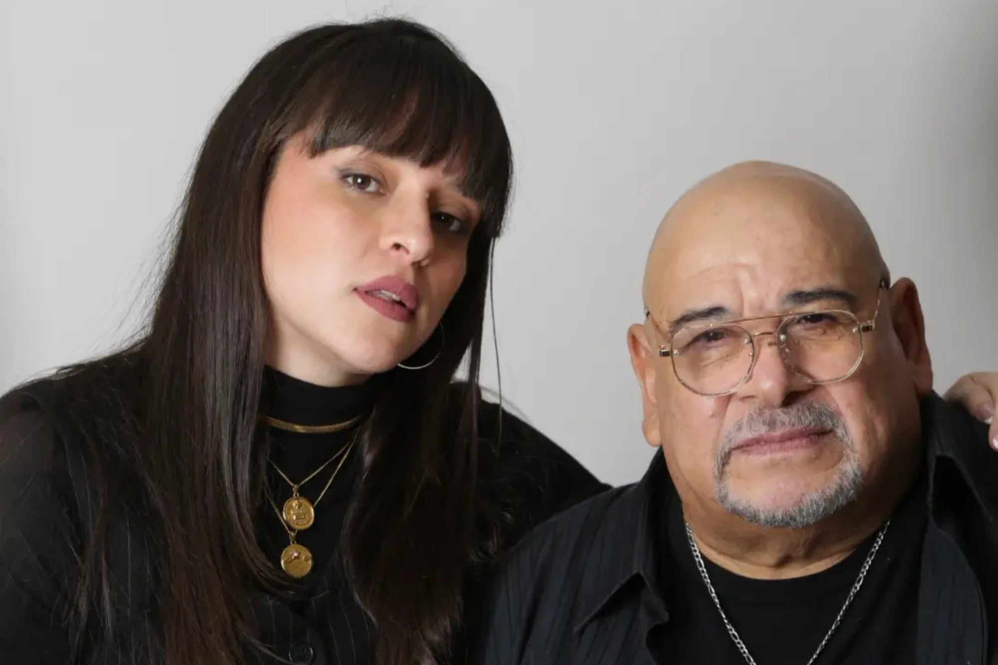 Roly Serrano se cansó de las críticas por la diferencia de edad con su novia de 31 años: "No tienen vida"