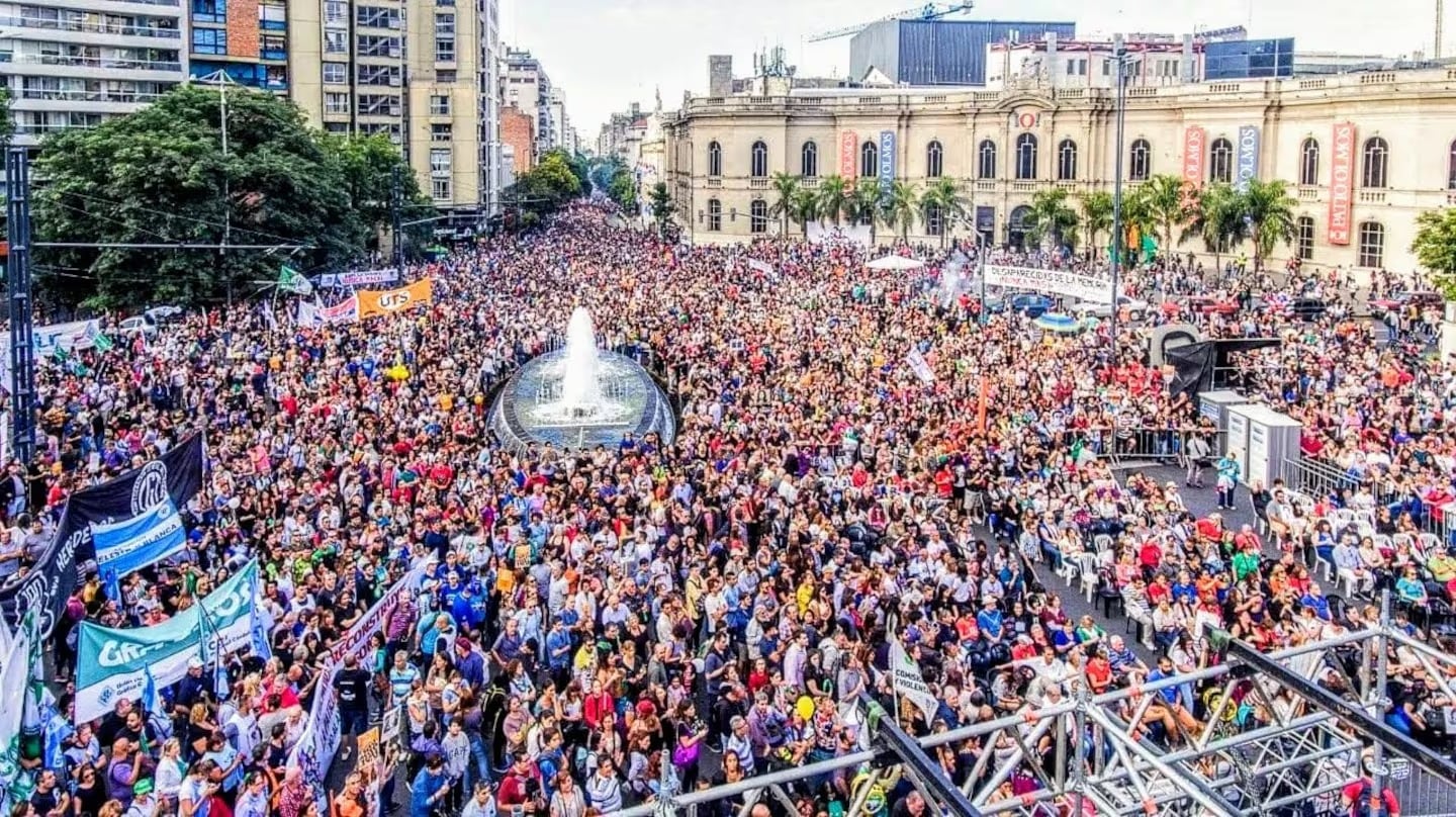 La manifestación en Córdoba, frente al Patio Olmos. Gentileza El Doce