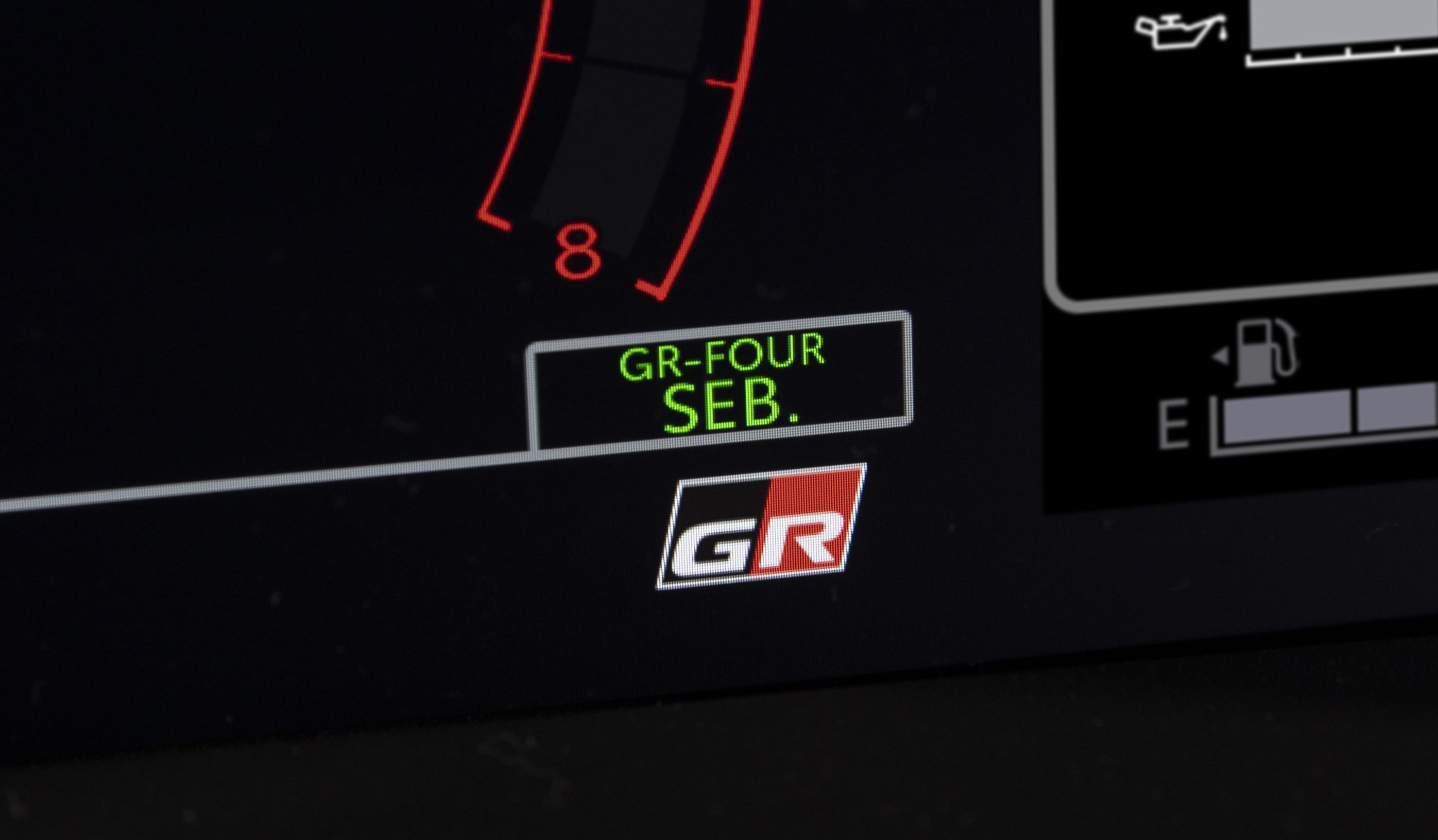 El GR Yaris Sébastien Ogier 9x World Champion Edition introduce los modos especiales de control de tracción total SEB y MORIZO