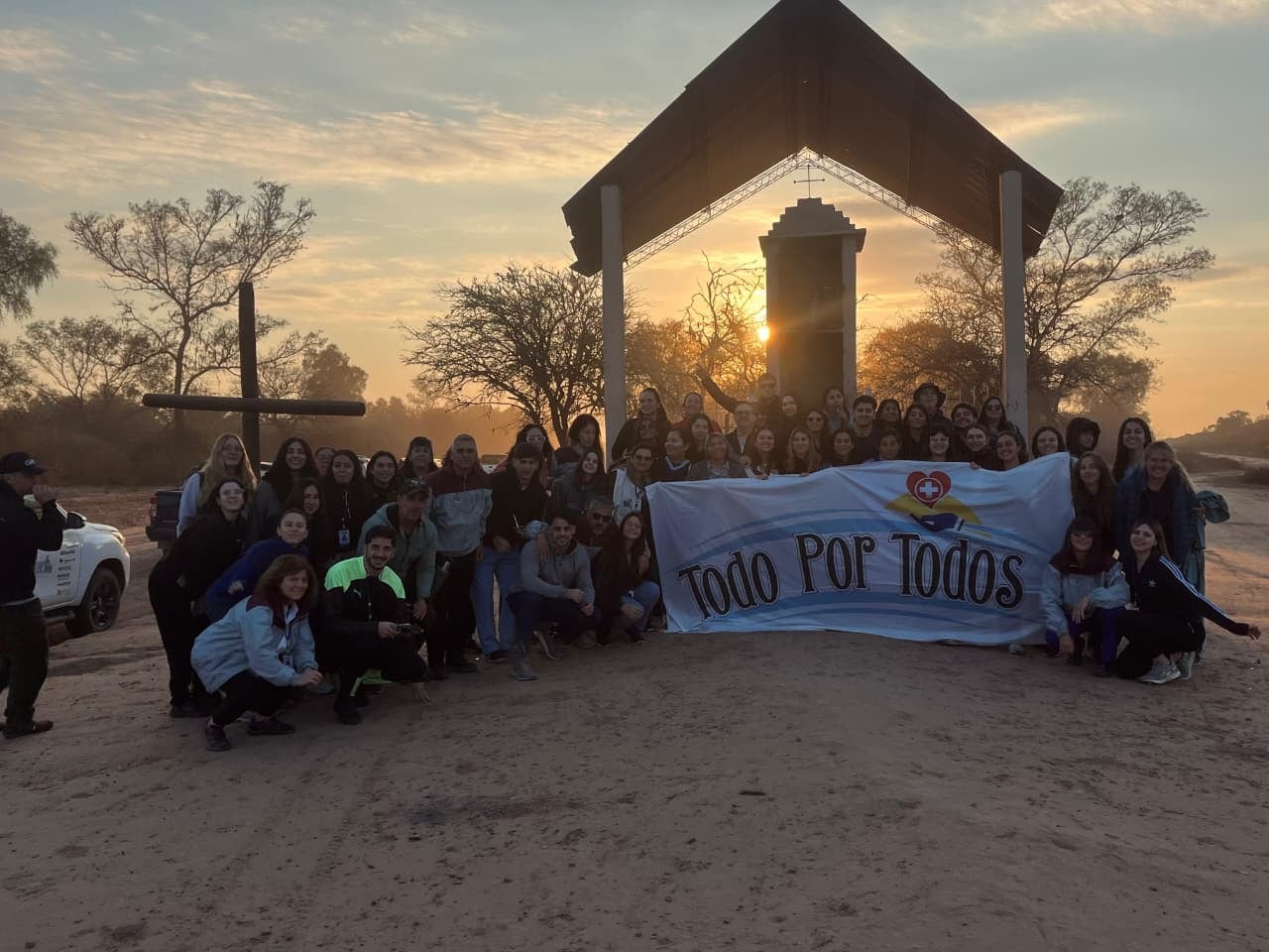 El grupo de médicos, en Taco Pozo, Chaco