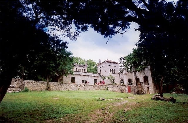 Cuando en 2011 Wilkins enfermó gravemente, pasó su recuperación por nueve meses en ese castillo (Foto: https://blog.mitica.tur.ar/)