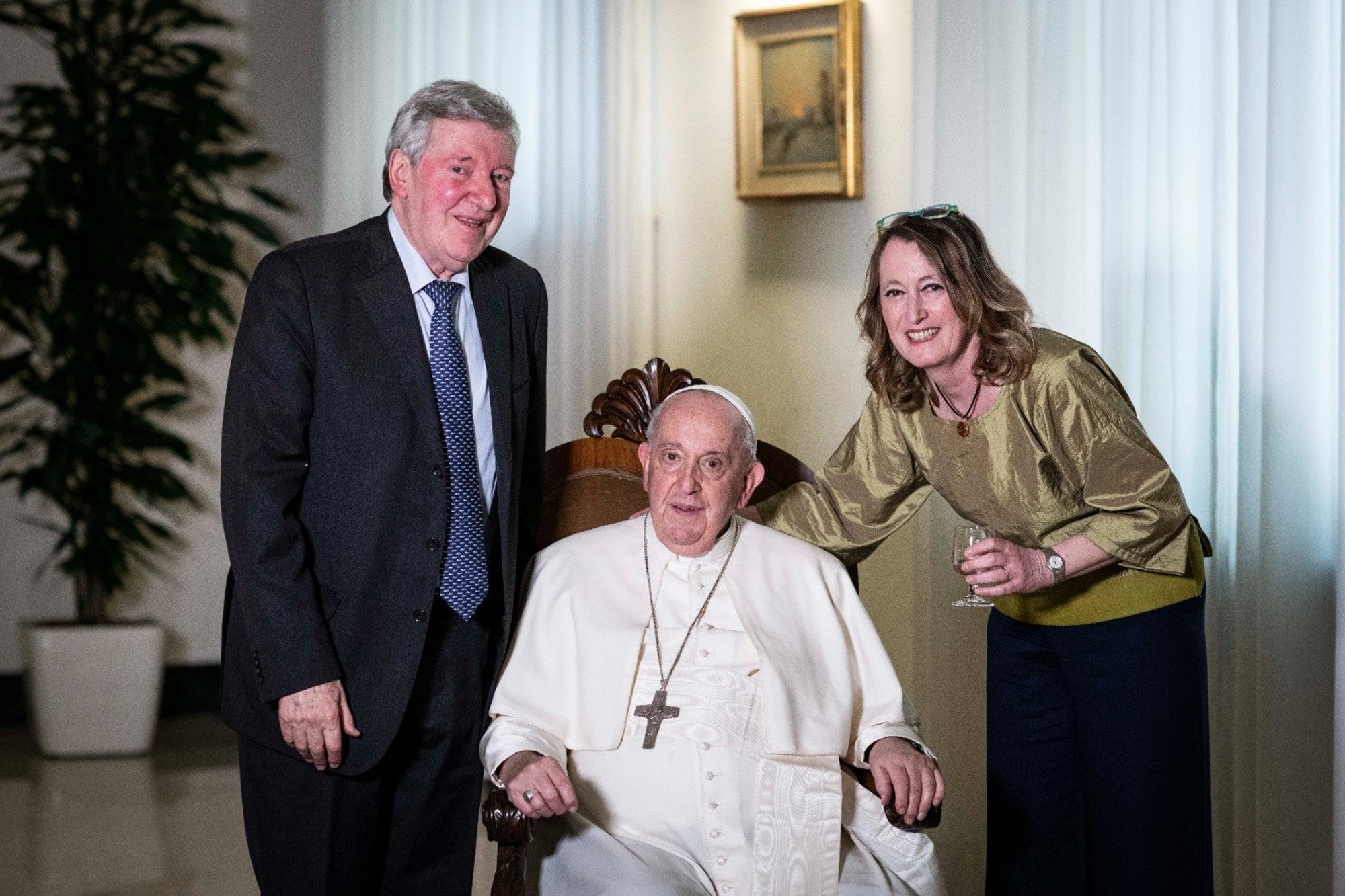 Elisabetta Piqué: “Harán falta generaciones para que la Argentina se dé cuenta del Papa inmenso que tuvo”