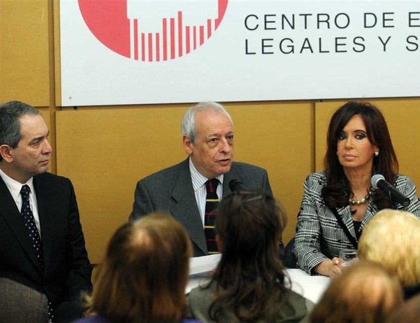 Baños de realidad (Última parte). Un relato tan dañino como mentiroso