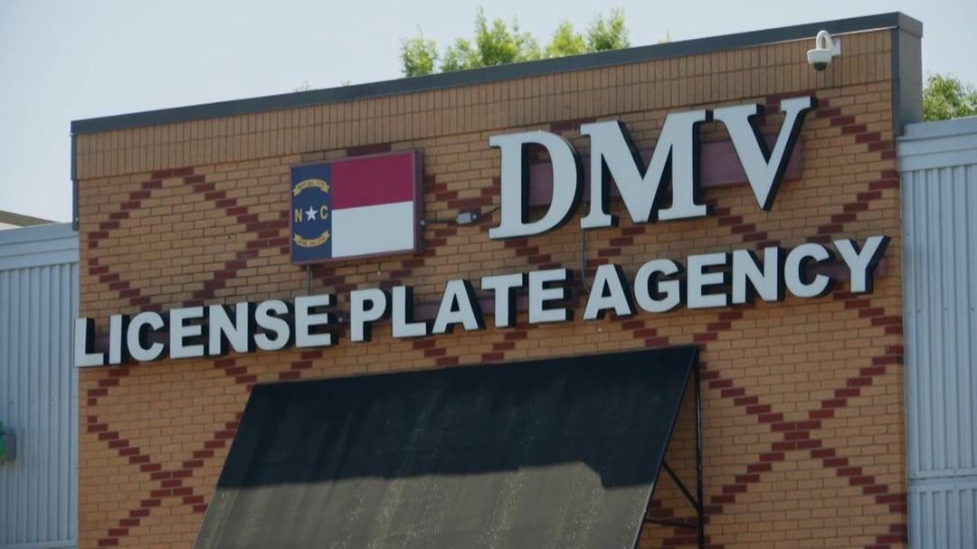 Charlotte es la peor ciudad en Carolina del Norte para hacer trámites en el DMV | Fuente: YouTube