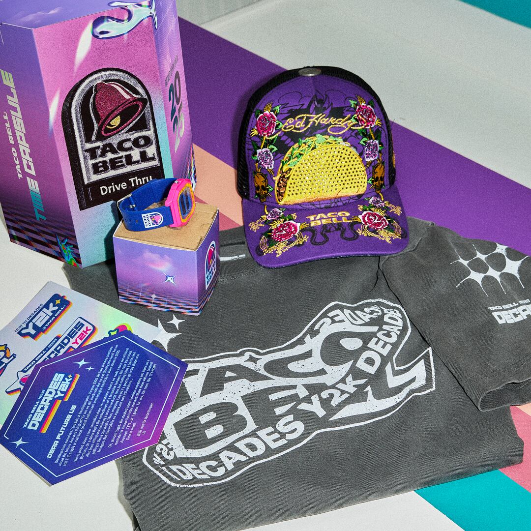El nuevo merchandising de Taco Bell estará inspirado en los años 2000