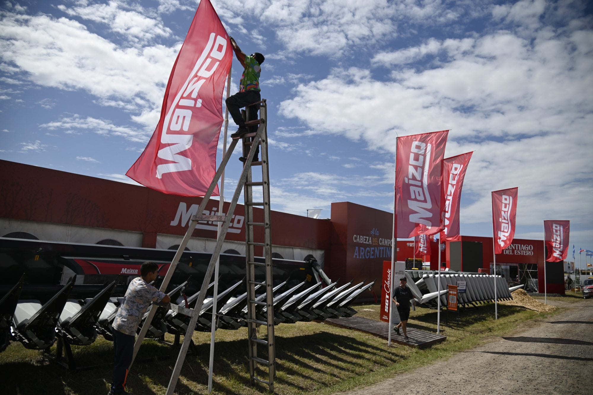 Alos problemas operativos se suma la presión económica que enfrentan los prestadores de servicios: “En los últimos diez años el precio real que pone el contratista versus su máquina nueva cayó un 38%”