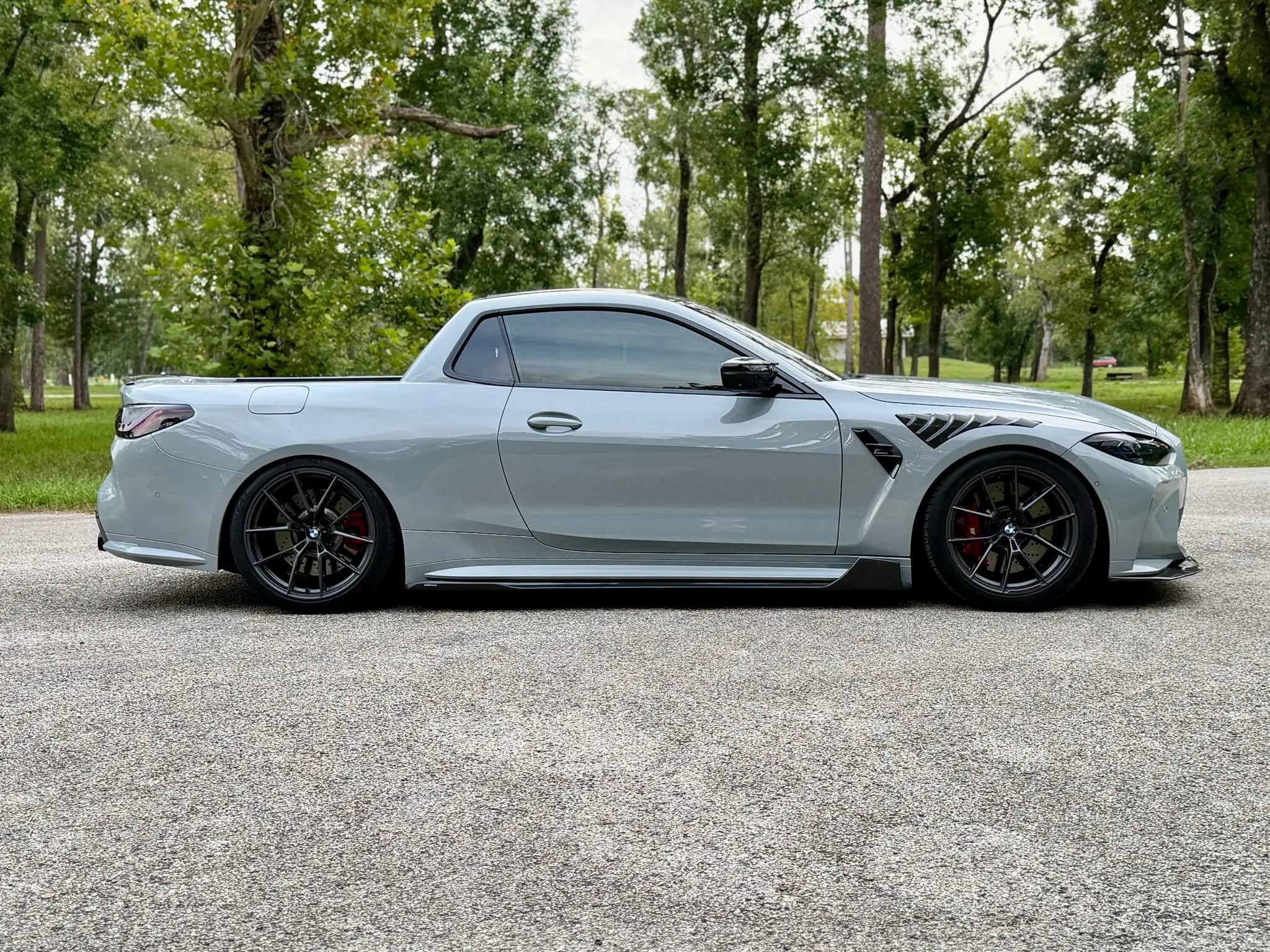 El seis cilindros en línea de tres litros recibió turbocompresores Pure Turbos Stage 2 (Bring a trailer)