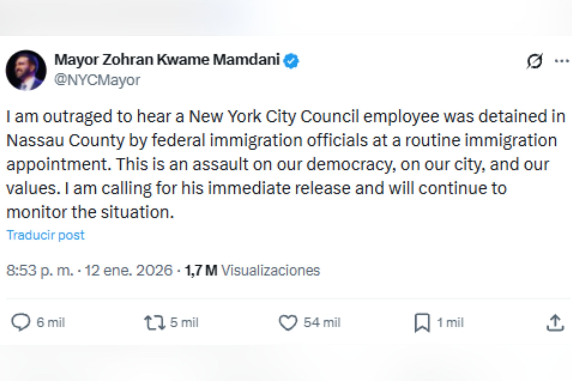 Mamdani condenó el arresto de un empleado del Ayuntamiento por parte del ICE