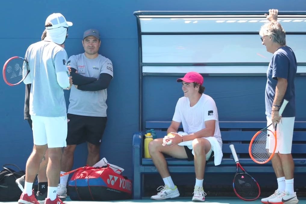 Franco Davin, el entrenador de tenis más prestigioso de la Argentina: “Hoy, no tener un psicólogo en el equipo es dar ventaja” 6 Davin es parte del equipo del brasileño João Fonseca desde hace más de un año y medio; Guilherme Teixeira es el coach principal del prodigio carioca de 19 años