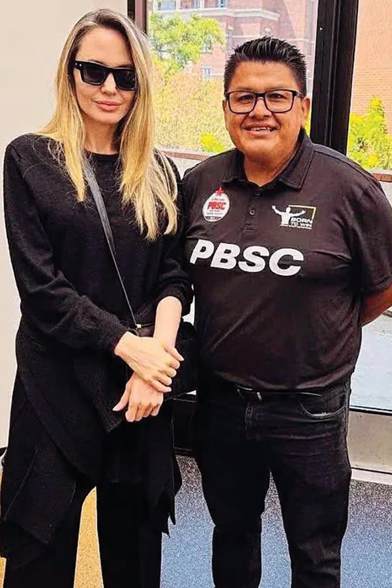 La estrella de Hollywood acompañó a su hijo durante la competición.
