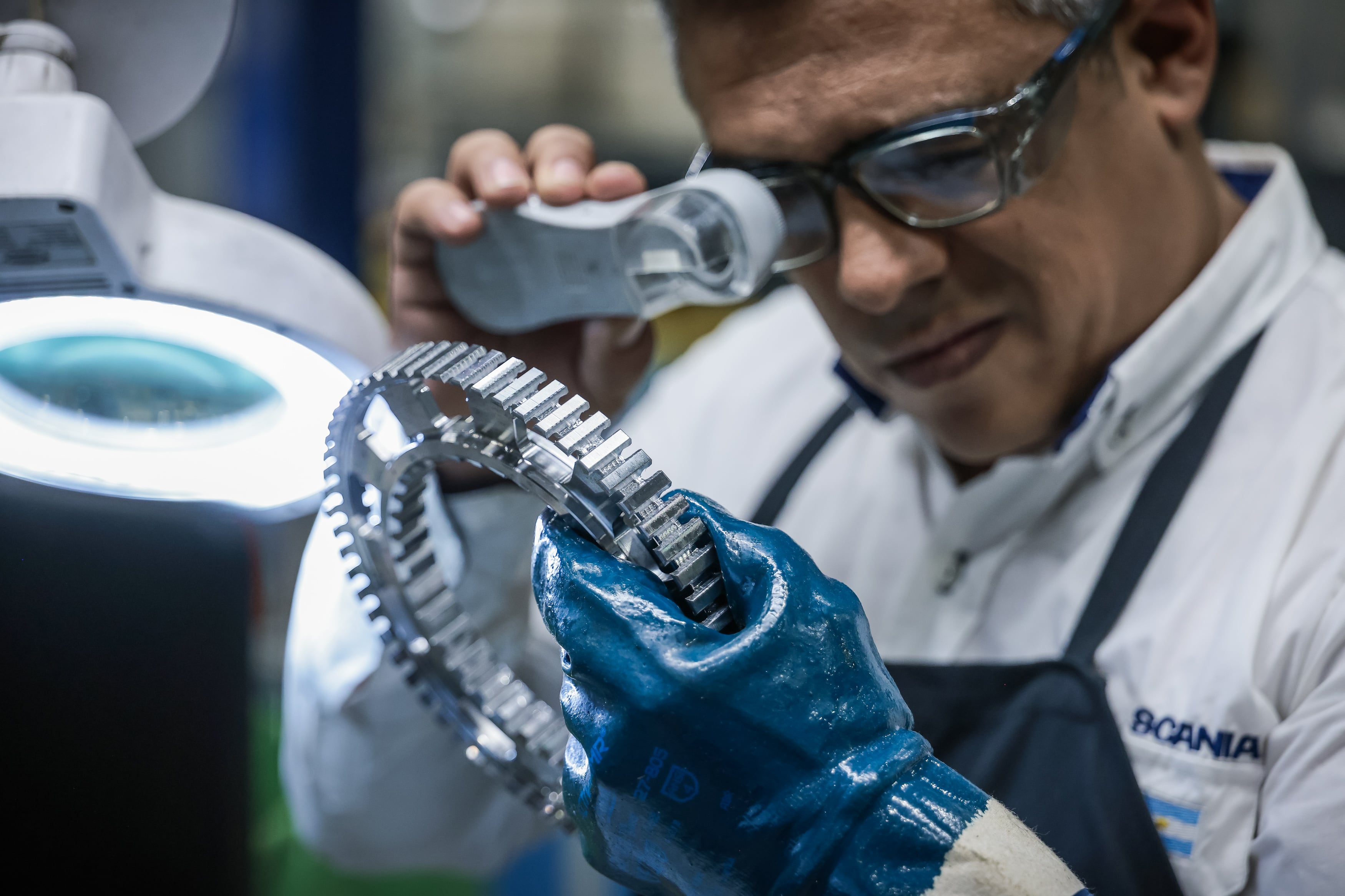 Tanto las portacoronas como las carcazas se producen únicamente en la planta tucumana