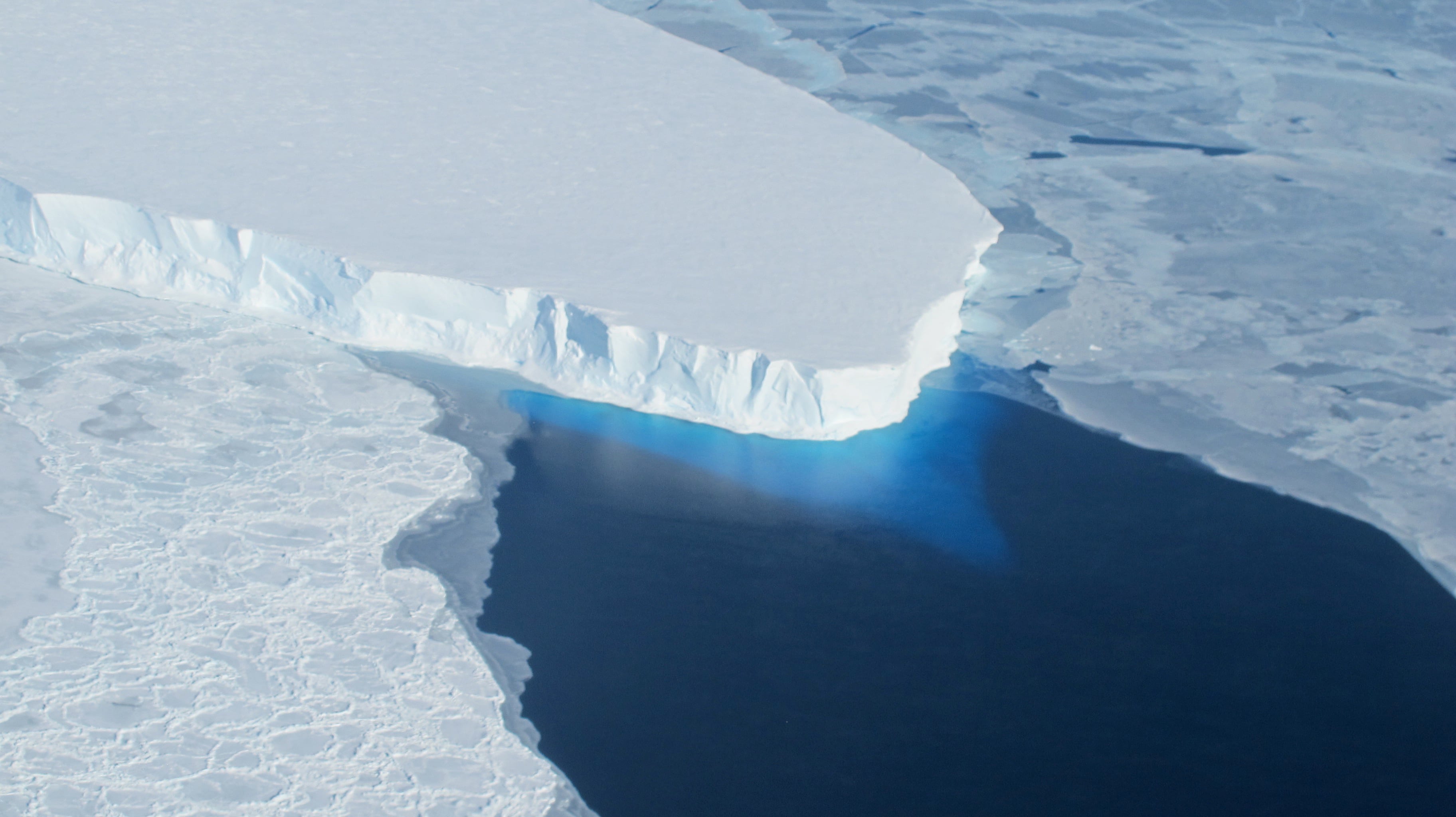 Así es el glaciar Thwaites visto desde el aire