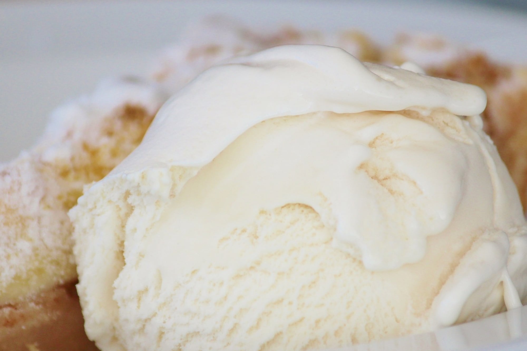 Mantenga el fuego hasta que la preparación presente pequeñas burbujas en los bordes del recipiente