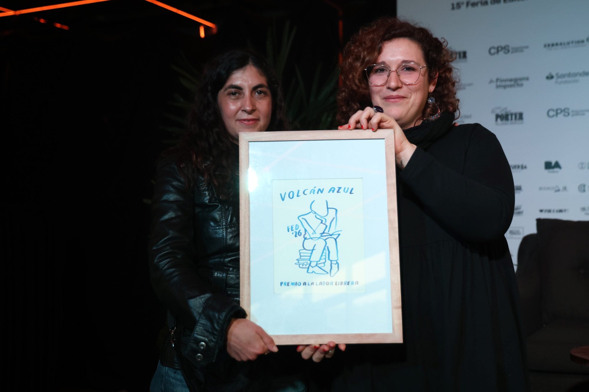 Luciana Mora y Soledad Graffigna, de la librería cordobesa Volcán Azul