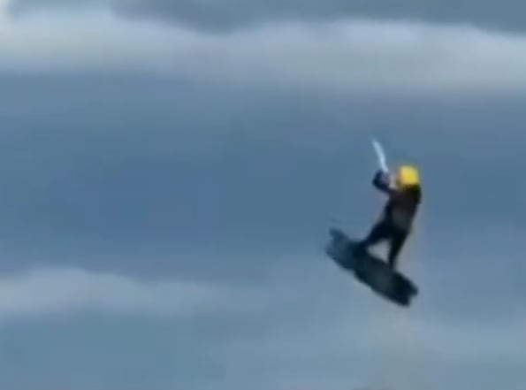 El último salto de Fernando Cappi, un experto del kitesurf: su novia capturó en video el trágico momento