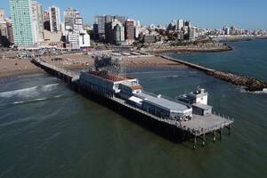 El muelle que construyó un grupo de pescadores pioneros, fue vidriera de múltiples marcas y se convirtió en ícono