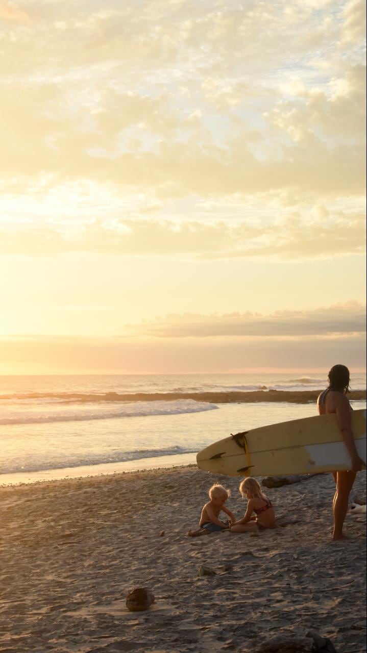 El encanto del pueblo reside en la invitación a vivir el ahora