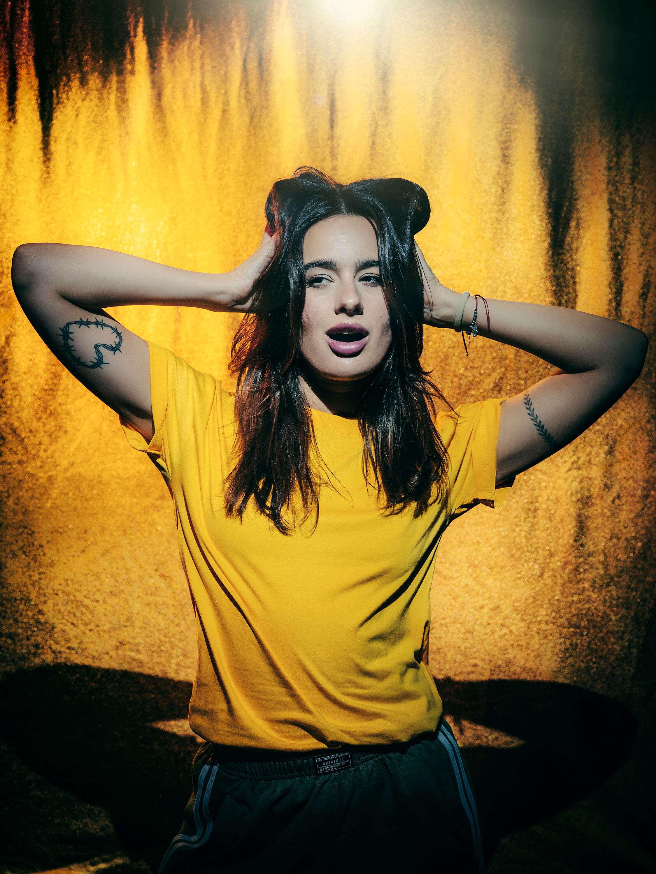 En la obra escrita por Javier Ambrossi y Javier Calvo, bajo la dirección artística de Juanse Rausch, la bailarina interpreta a Susana Romero, una de las protagonistas. La historia se centra en dos adolescentes que están en un campamento religioso y empiezan a recibir visitas de Dios, que se comunica con ellas a través de canciones de Whitney Houston