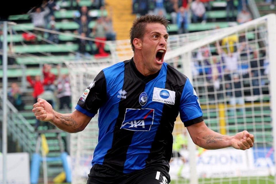 Germán Denis, exdelantero del Atalanta y entonces compañero de Lionel Scaloni