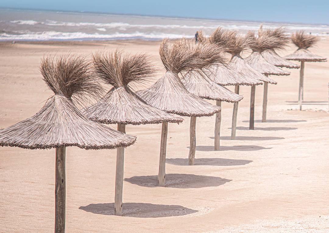El balneario se distingue por sus playas amplias de arena blanca