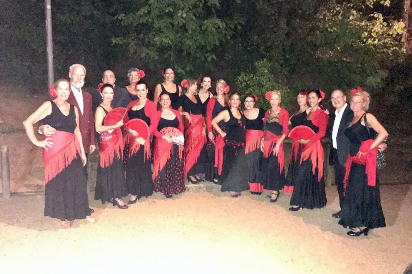 En su regreso a Barcelona, Silvia aprendió catalán, estudió y comenzó a dar clases de flamenco.