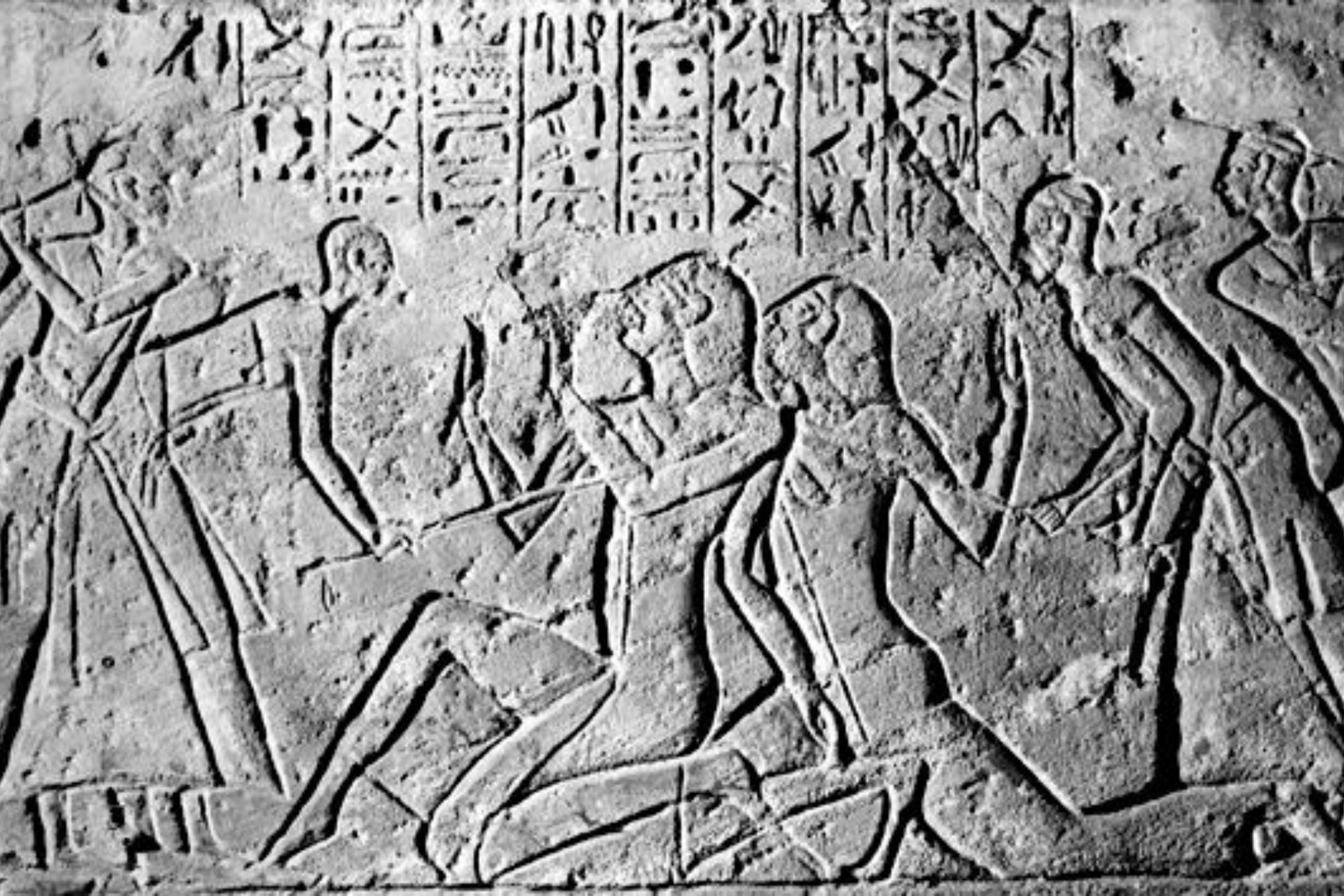 La inscripción de Kadesh muestra que los egipcios golpeaban a los espías levantinos Shasu