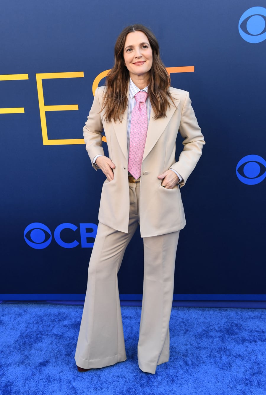 Otra de las estrellas invitadas al anuncio de la programación de la cadena televista fue Drew Barrymore, que desde hace años conduce allí su programa de entrevistas