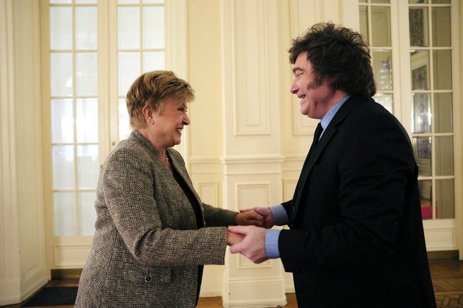 El presidente Javier Milei junto a la directora gerente del FMI, Kristalina Georgieva