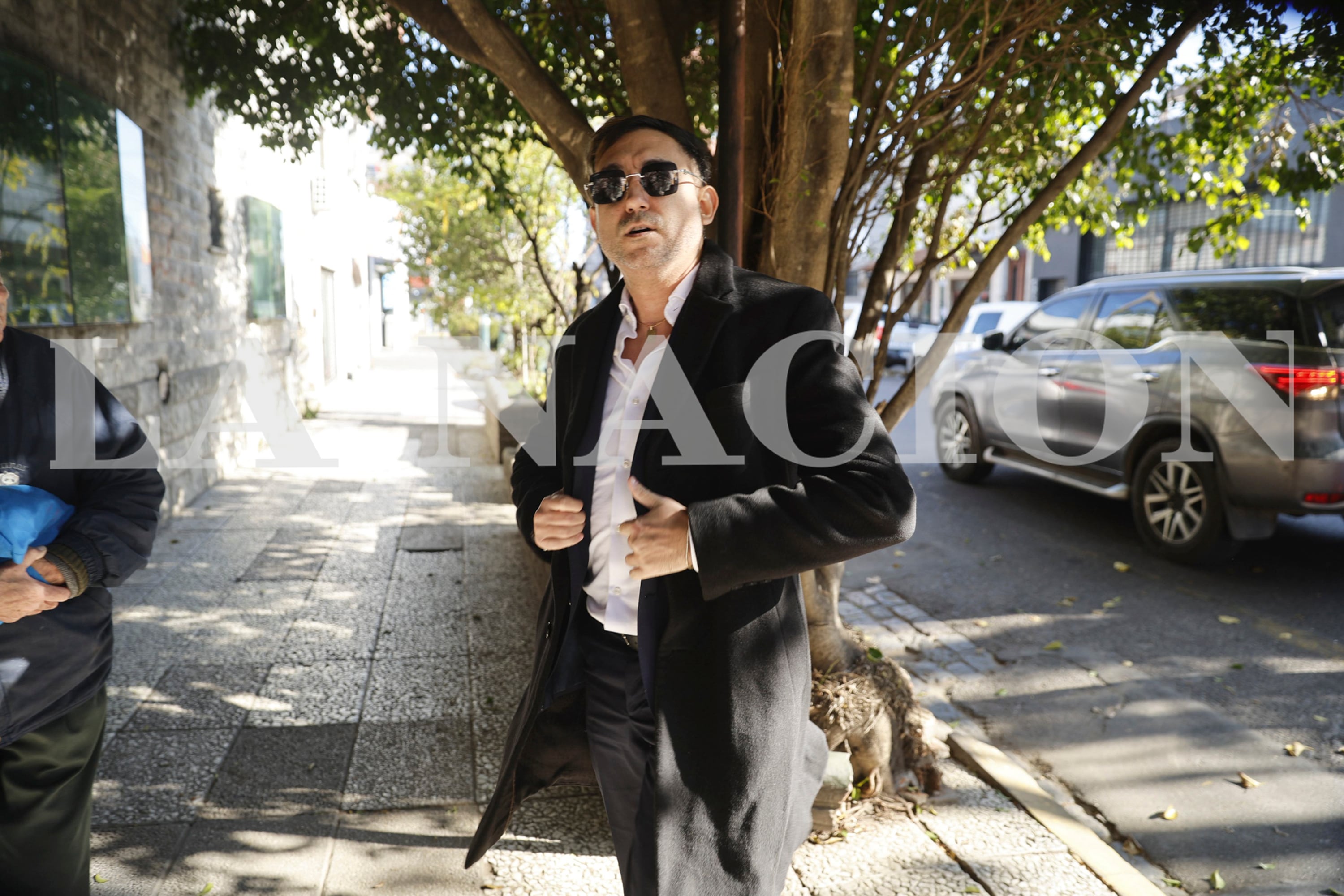 Maximiliano Ariel Vallejos de Sur Finanzas llega al juzgado de Lomas de Zamora