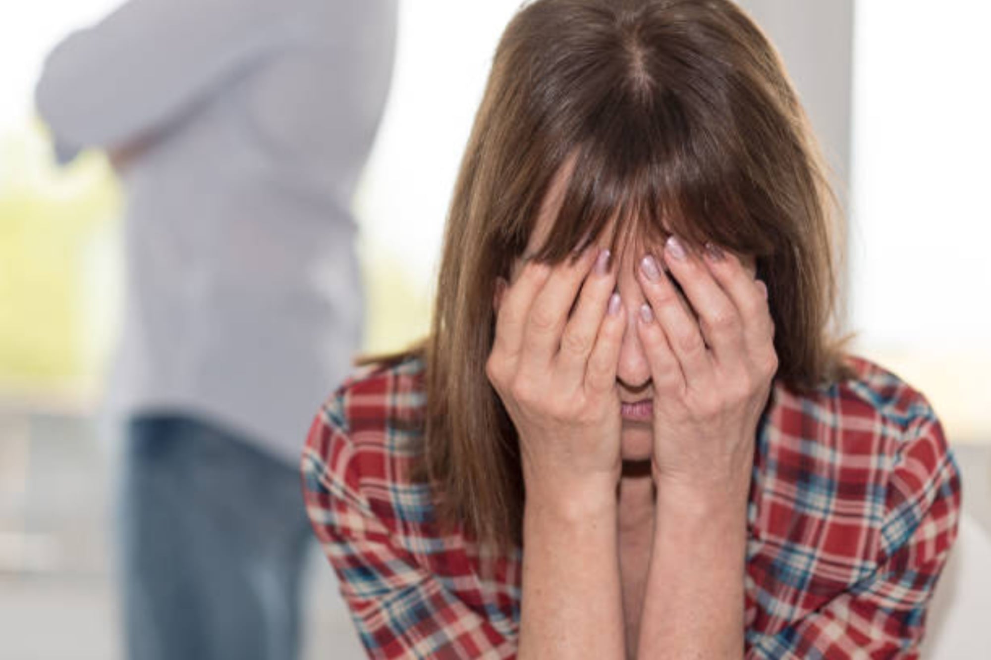 Cómo cortar con la dependencia afectiva cuando una persona no te quiere, según la psicología