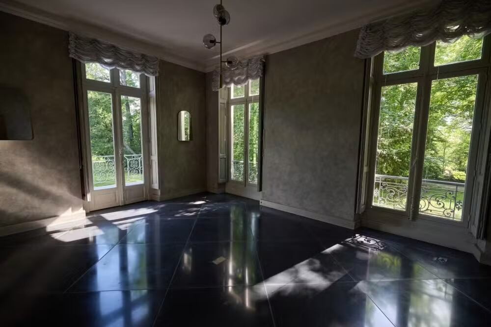 La casa fue comprada por el diseñador de Chanel en 2010